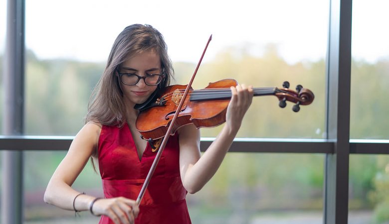 Genç Yetenek Elfida Su Turan ''Londra Kraliyet Müzik Akademisi''ne Seçildi