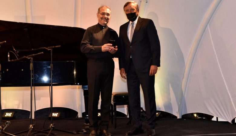 İstanbul Müzik Festivali 2020 Yılı Yaşam Boyu Başarı Ödülü Alexander Rudin’e Sunuldu