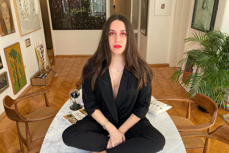 Menekşe Gülben