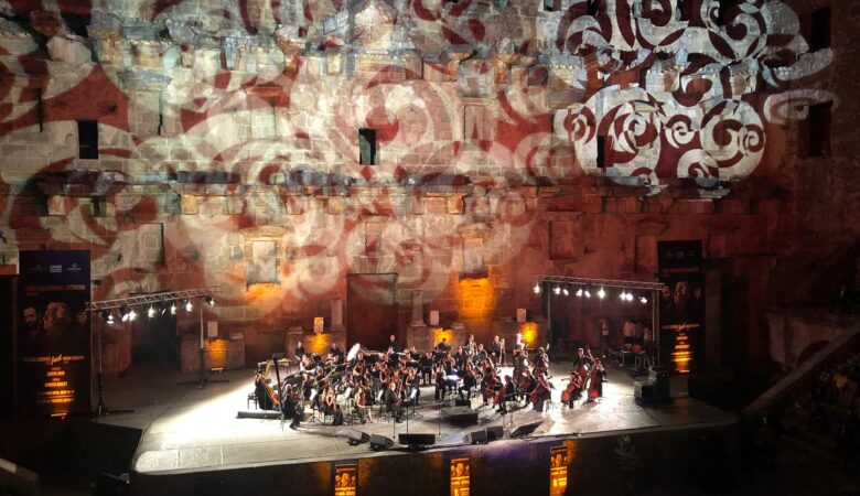 Limak Filarmoni Orkestrası'nın Büyüsü Aspendos'u Sardı