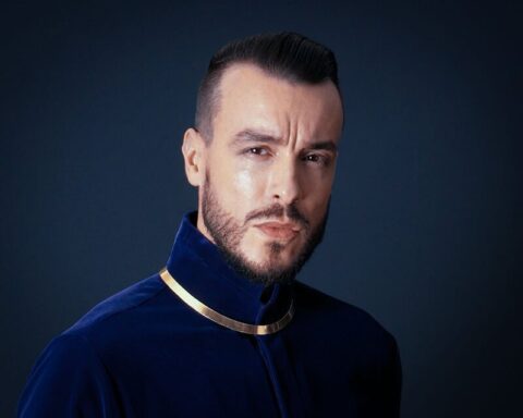 Cem Adrian
