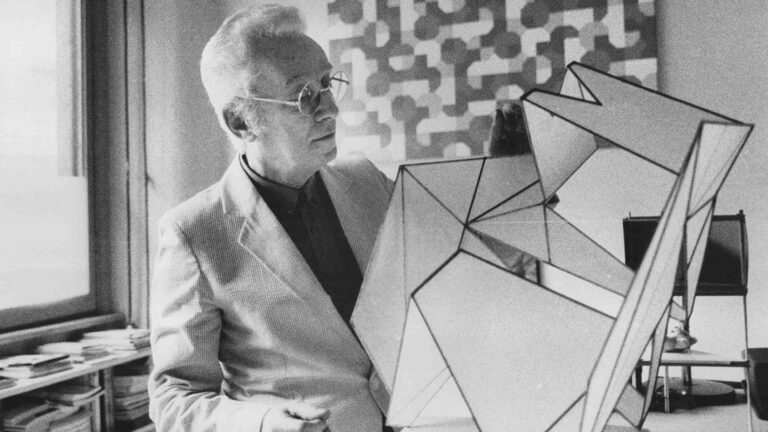 Bruno Munari