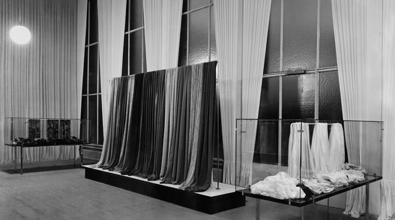 Judith Raum, Textile Territories (Otti Berger), 2021, videodan kesit; Grassi Museum für Angewandte Kunst Leipzig