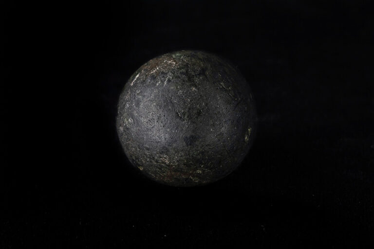 Sinem Dişli, Gülle, 2019, Arşivsel pigment baskı, 40 x 60 cm