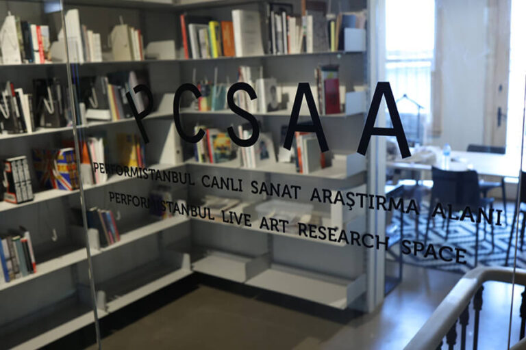 Performistanbul Canlı Sanat Araştırma Alanı (PCSAA)