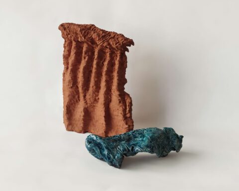 Başka Yer, Terracotta, 50x38x12cm - Funda Susamoğlu