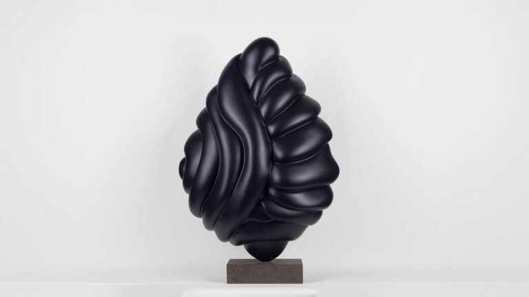 Metin Ünsal, İsimsiz, 2024, Kompozit Malzeme, 67 x 43 x 30 cm
