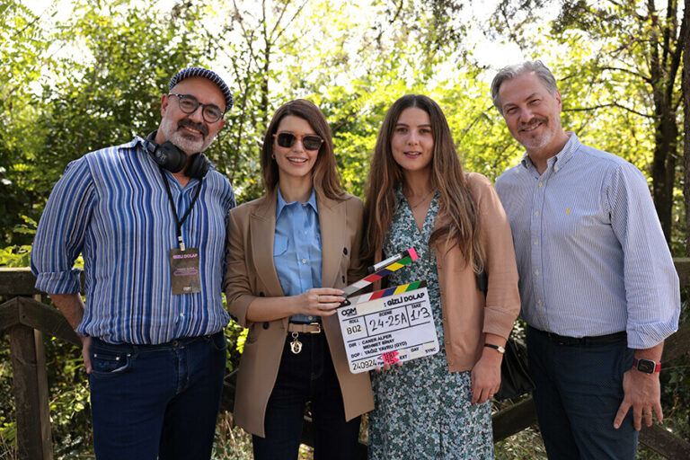Gizli Dolap film setinden.
