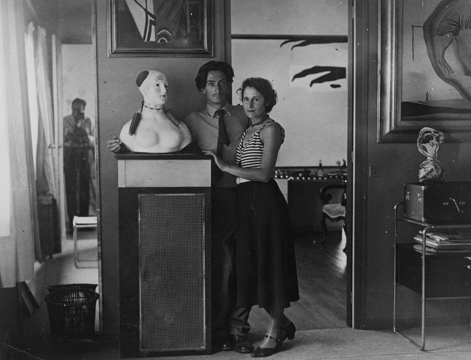 Salvador Dalí ve Gala, Villa Seurat, Paris ( Fotoğraf: Brassaï )