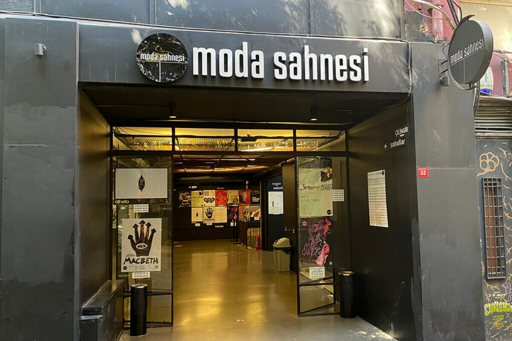 moda sahnesi 2025 (Foto: Nil Has)