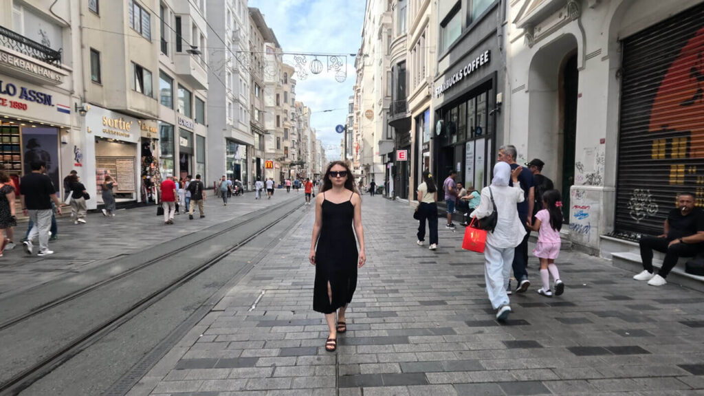 Gülhatun Yıldırım, Tıpkı Eskisi Gibi / Just Like the Past, 2025