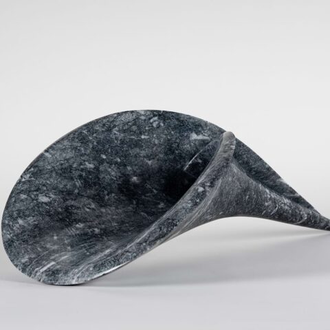 Metin Alper Kurt, Calla, Mermer, 24 x 77.5 x 38 cm, 2025.