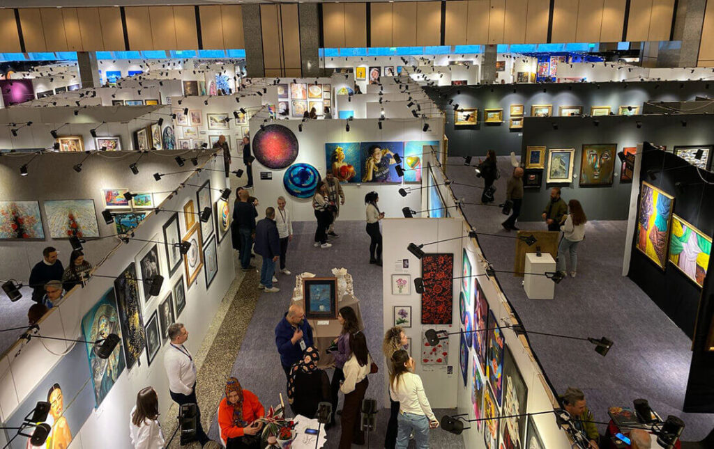 IAAF İstanbul Sanat Fuarı