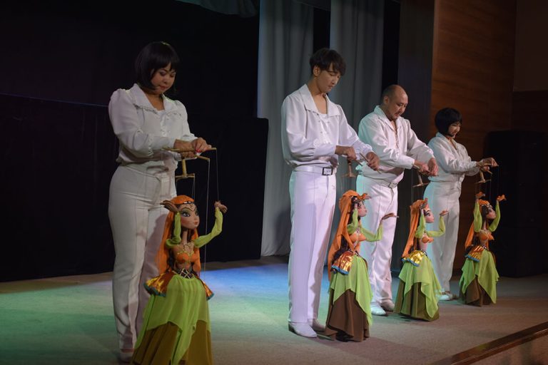 Uluslararası Karagöz Kukla ve Gölge Oyunları Festivali
