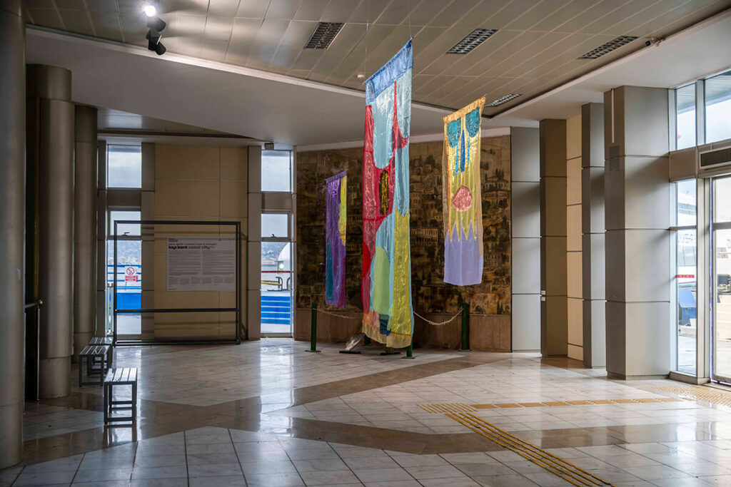 Gülfem Kessler, Kısa Bir An, "Saydam Kompozisyonlar" , organze tül kumaş, 2025 KABO Foto: Efe Önal