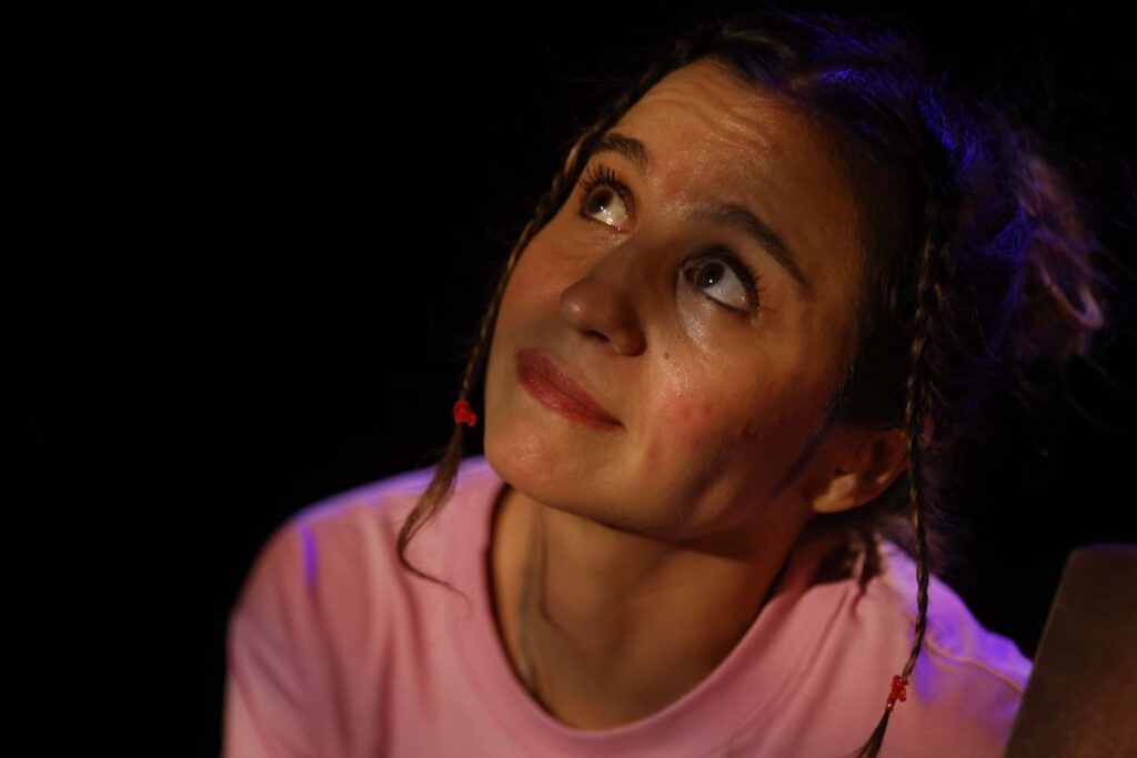 Burcu Arslan, Yetim