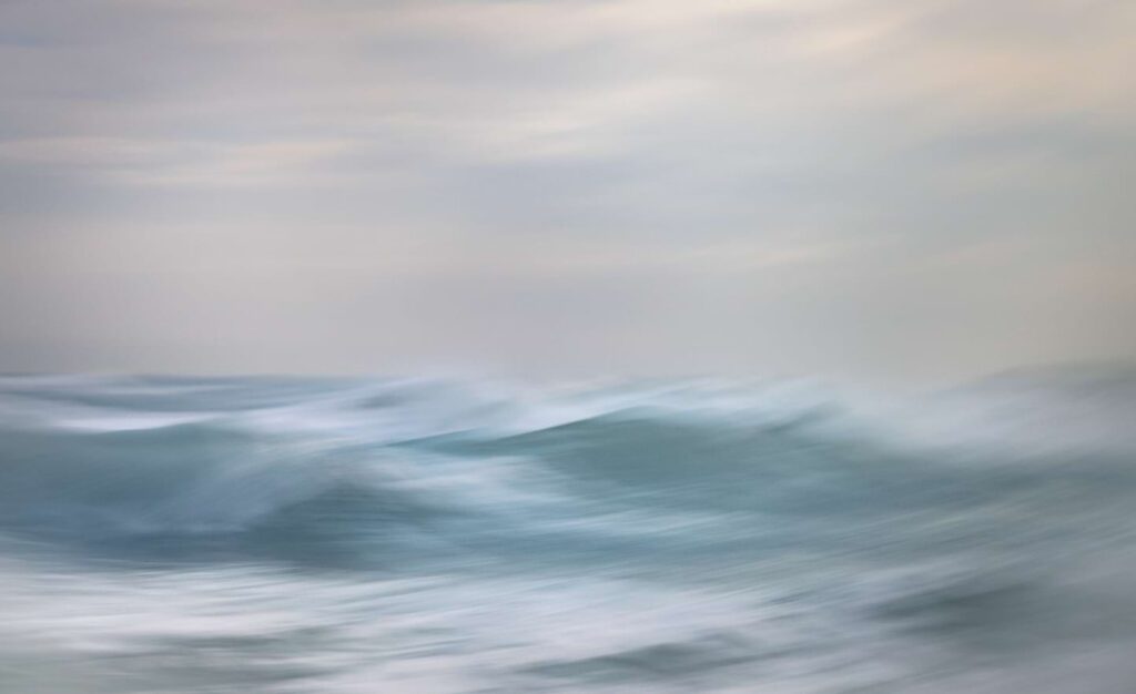 Zihnimdeki Dalgalar #2, 2026, archival pigment print on Hahnemühle paper, 80x131 cm
