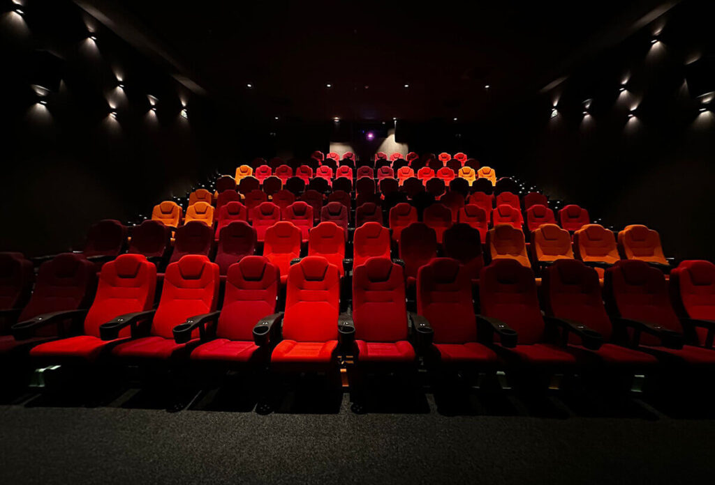 Grand Pera, World Cinezone