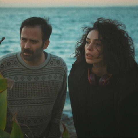 "Gündüz Apollon Gece Athena"