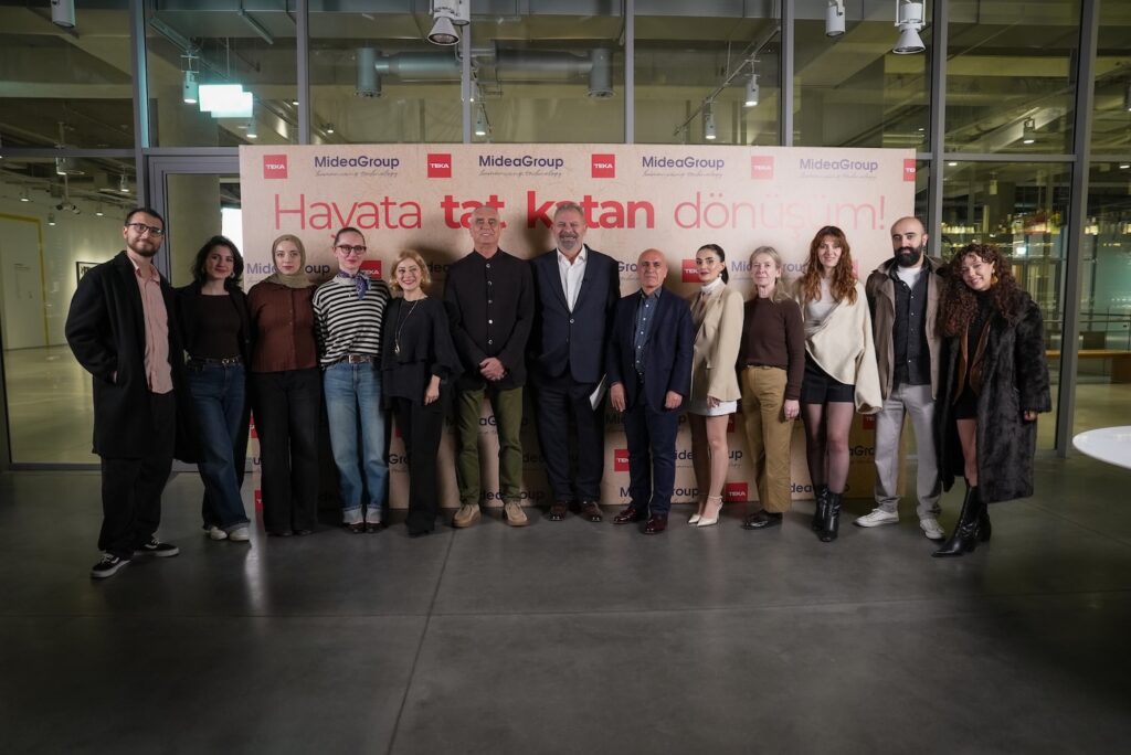 Aydın Kuzaltı, Daniela Budişteanu, Dilek Laçin, Eren Kenar, Esin Kocuk, Ezgi Özkılıç, Fatih Şimşek, Hakan Kürklü, İpek Uralcan, Kardelen Erken, Kerim Tıp, Maya Kırçicek, Nida Erdoğan, Yonca Karaarslan, Yılmaz Bulut