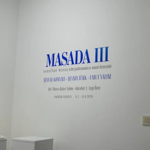 Masada III, Galeri Bu.