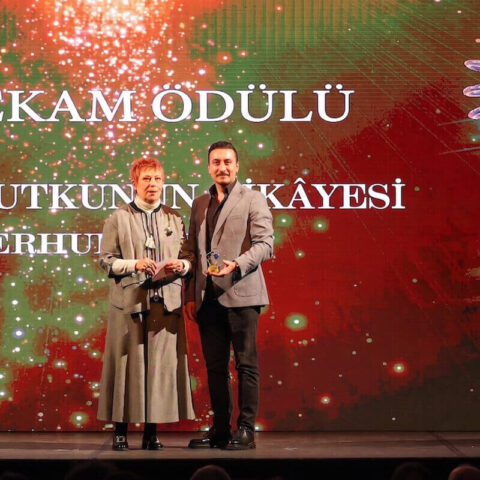 2025 VEKAM Ödülü Filiz Yenişehirlioğlu ve Erhun Altun