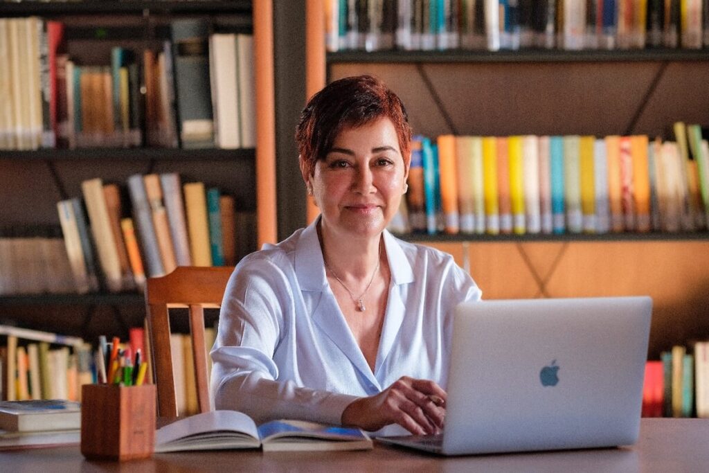 Saba Altınsay