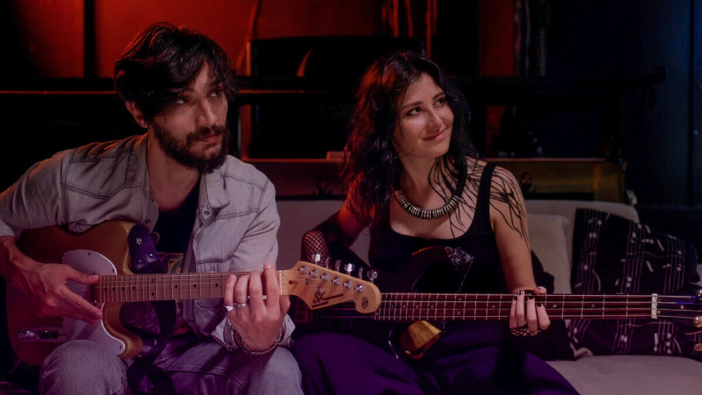 “Tek Başına” Yazar&Yön: Aziz Alaca