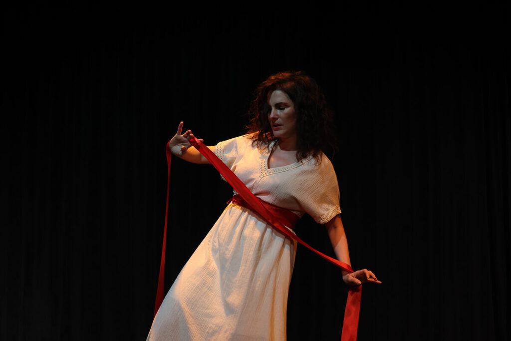 Miss Turkey (Ece Özdikici)