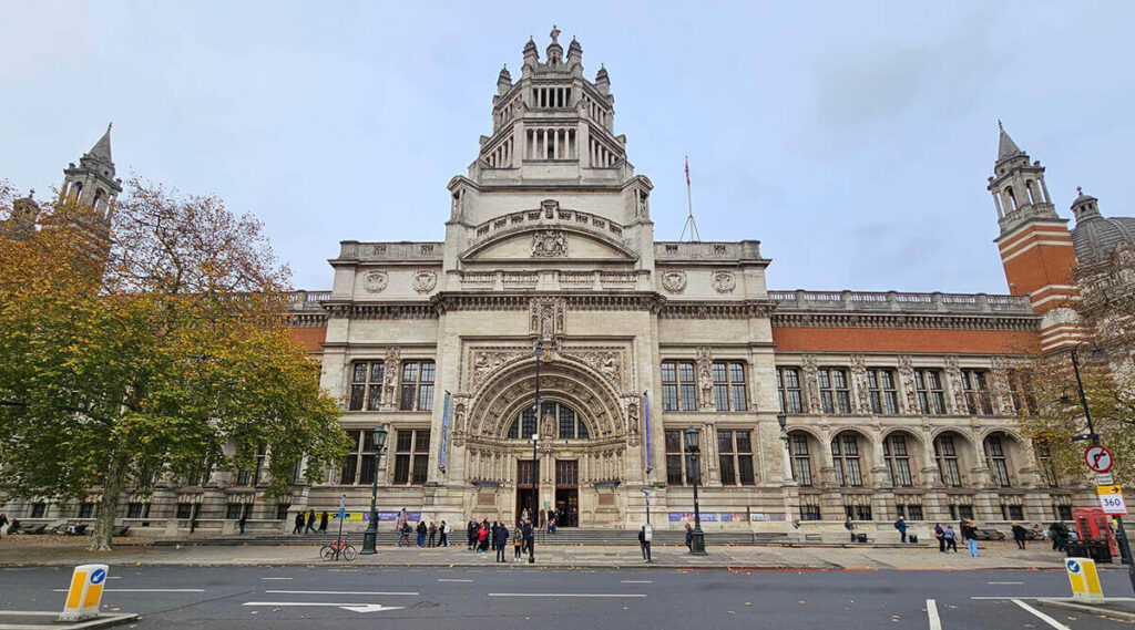 Victoria and Albert Museum